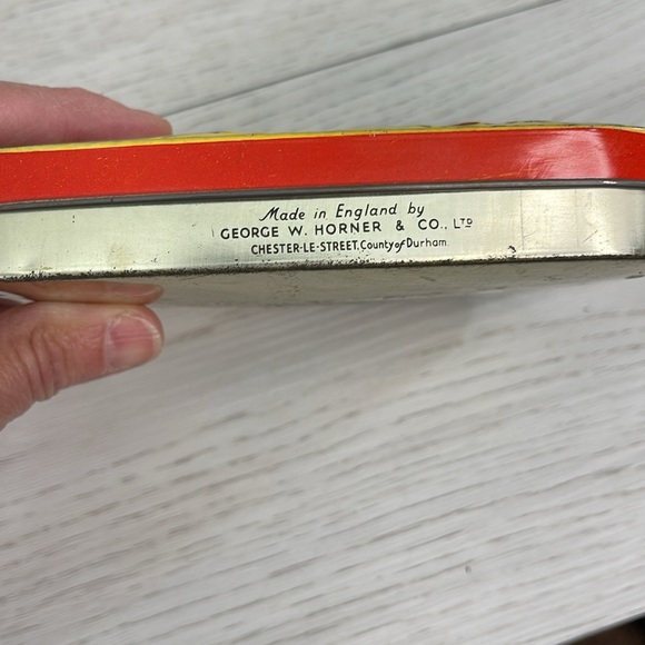 Collectible Honey Bear George W. Horner Metal Advertising Tin Container - Picture 3 of 6